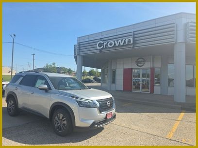 New 2025 Nissan Pathfinder SV