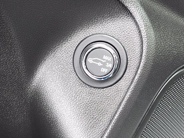 Used 2024 Buick Encore GX Sport Touring w/ Experience Buick Package AWD/4WD image 17