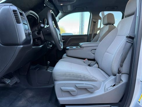 Used 2018 Chevrolet Silverado 1500 Custom w/ Trailering Package image 39