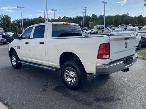 Used 2014 RAM 2500 Tradesman w/ Chrome Appearance Group AWD/4WD image 5