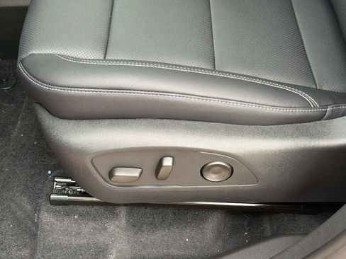 New 2026 Chevrolet Traverse LT w/ Enhanced Driving Package image 23