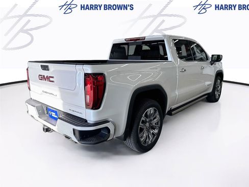 Used 2023 GMC Sierra 1500 Denali w/ Denali Reserve Package AWD/4WD image 10