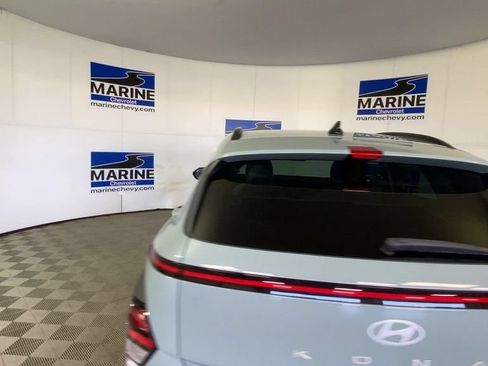 Used 2025 Hyundai Kona SEL FWD image 9
