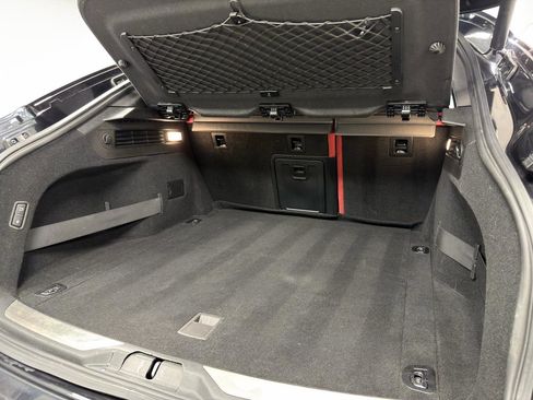 Used 2017 Maserati Levante w/ Sport Package image 39