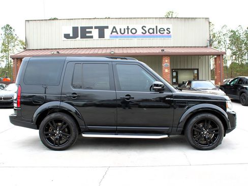 Used 2016 Land Rover LR4 HSE Silver Edition image 8