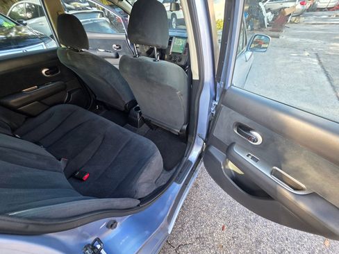Used 2012 Nissan Versa 1.8 S w/ Plus Pkg FWD image 19