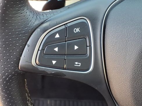 Used 2016 Mercedes-Benz CLA 250 image 19