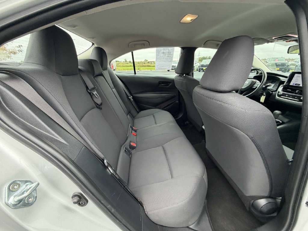 Used 2024 Toyota Corolla LE FWD image 25
