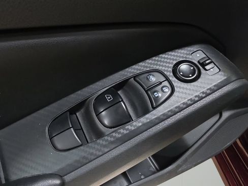 Used 2024 Nissan Altima 2.5 SV AWD/4WD image 13