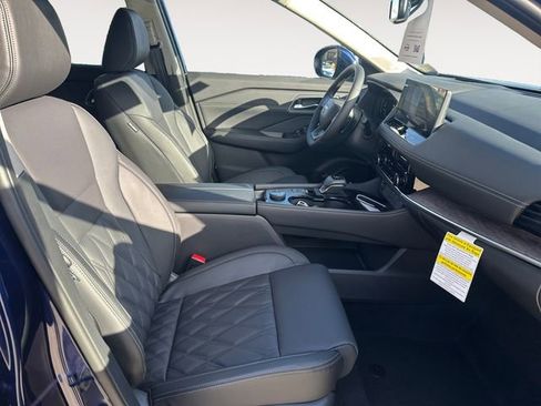 New 2026 Nissan Rogue Platinum w/ Platinum Premium Package image 15