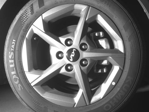 Used 2025 Kia K4 LXS FWD image 13