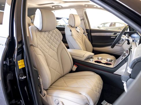 New 2026 Genesis GV80 3.5T Prestige image 25