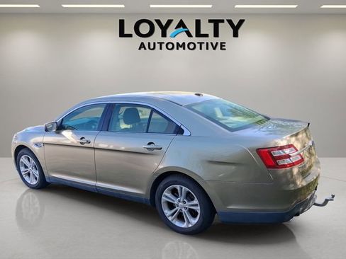 Used 2013 Ford Taurus SEL FWD image 3