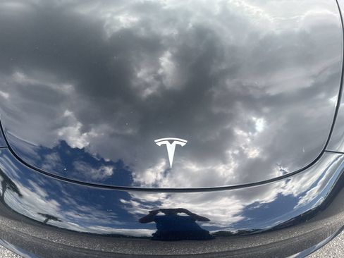 Used 2022 Tesla Model 3 Performance AWD/4WD image 9