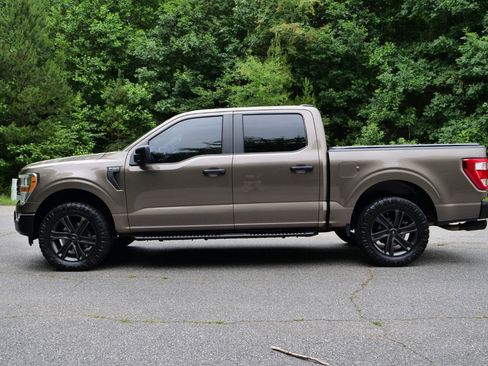 Used 2021 Ford F150 XL w/ Equipment Group 101A High RWD image 5