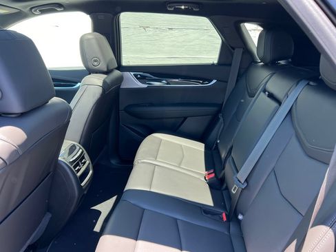 New 2026 Cadillac XT5 Premium Luxury w/ LPO, ONYX Package FWD image 17