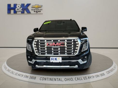Used 2025 GMC Yukon XL Denali w/ Sun & Power Step Package AWD/4WD image 2