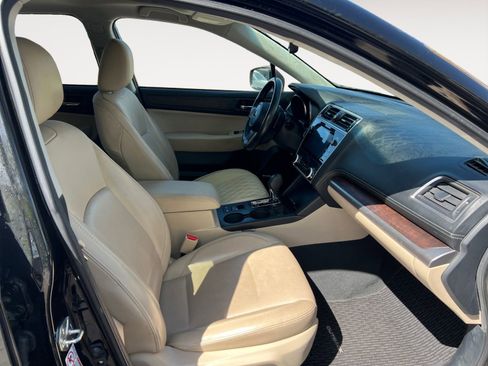 Used 2019 Subaru Outback 3.6R Limited w/ Popular Package #2 AWD/4WD image 15