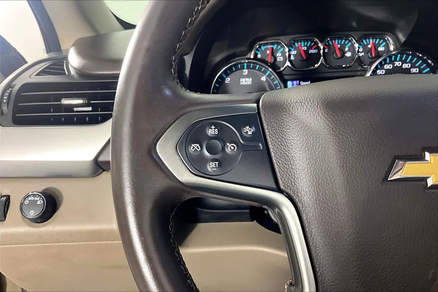 Used 2015 Chevrolet Suburban LT w/ Texas Edition RWD image 22
