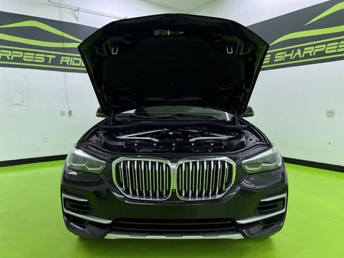 Used 2022 BMW X5 xDrive40i w/ Premium Package AWD/4WD image 4