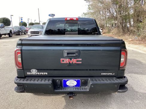 Used 2017 GMC Sierra 1500 Denali image 8