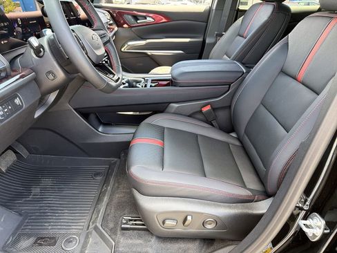 New 2026 Chevrolet Traverse RS w/ LPO, Floor Liner Package image 18