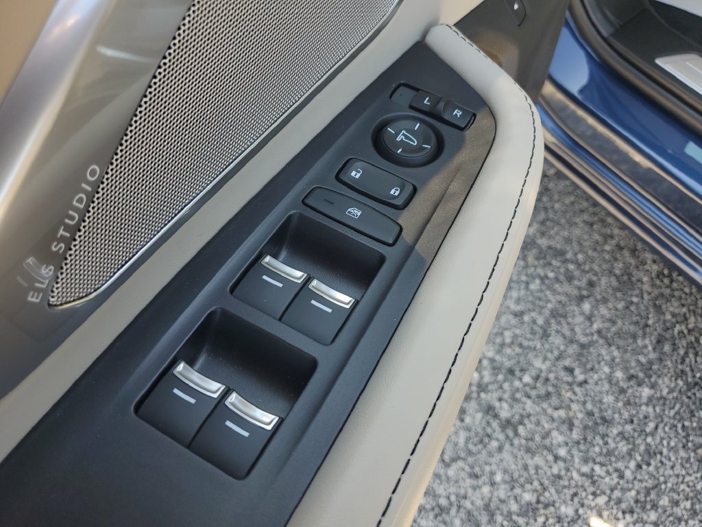 Certified 2025 Acura RDX w/ Technology Package AWD/4WD image 19