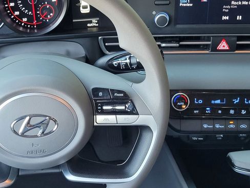 Certified 2023 Hyundai Elantra SEL FWD image 22
