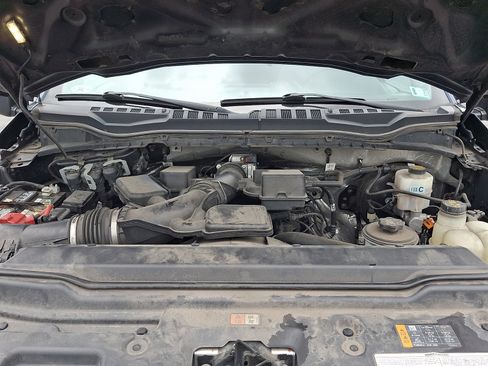Used 2020 Ford F350 XLT w/ XLT Premium Package AWD/4WD image 29