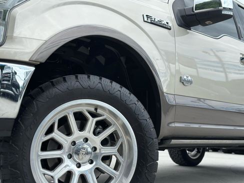 Used 2018 Ford F150 King Ranch w/ Equipment Group 601A Luxury AWD/4WD image 9