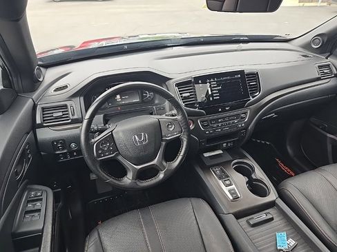 Used 2023 Honda Passport TrailSport image 23