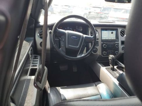 Used 2016 Ford Expedition EL XLT w/ Equipment Group 202A AWD/4WD image 11