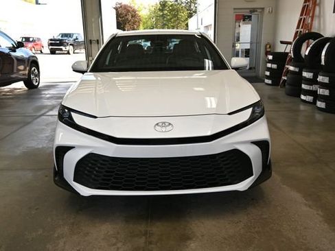New 2026 Toyota Camry SE FWD image 2