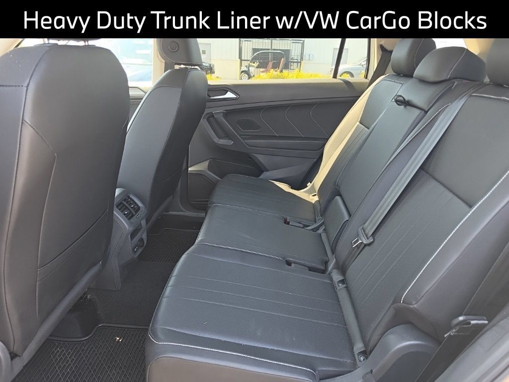 Certified 2023 Volkswagen Tiguan SE FWD image 12