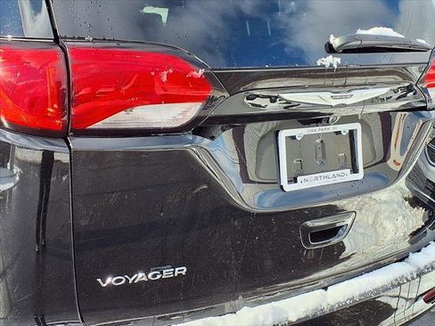 Certified 2024 Chrysler Voyager LX image 55