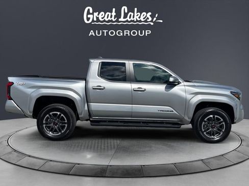 Used 2025 Toyota Tacoma TRD Sport image 6