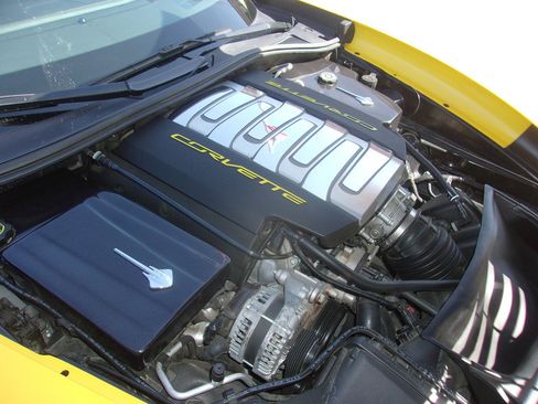 Used 2014 Chevrolet Corvette Stingray Coupe w/ 3LT Preferred Equipment Group RWD image 24