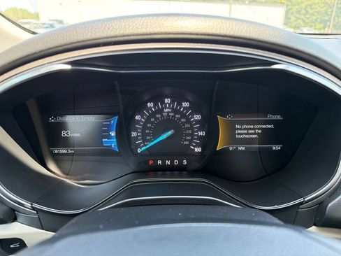 Used 2020 Ford Fusion SE AWD/4WD image 18