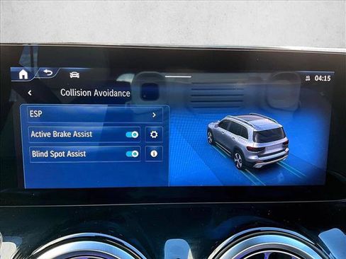 Used 2025 Mercedes-Benz GLB 250 GLB 250 image 24