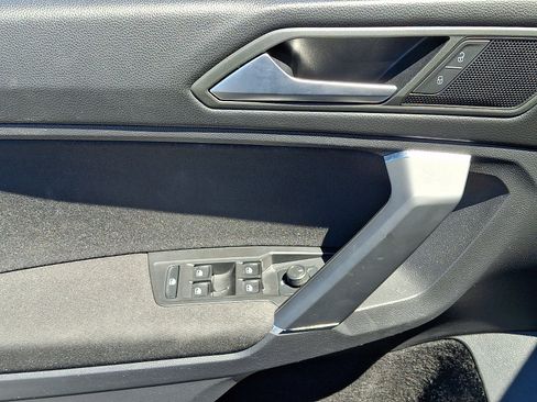 Used 2020 Volkswagen Tiguan S AWD/4WD image 24