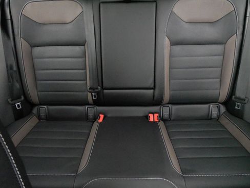 Certified 2023 Volkswagen Taos SEL AWD/4WD image 13