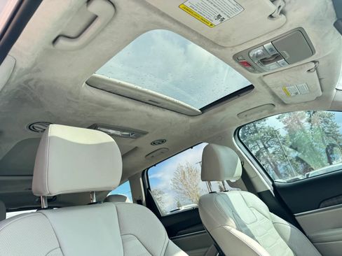 Used 2024 Kia Telluride SX Prestige image 25