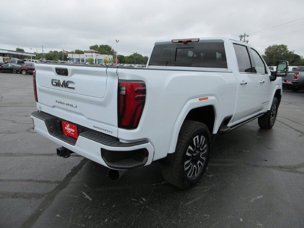 Certified 2026 GMC Sierra 2500 Denali Ultimate AWD/4WD image 6