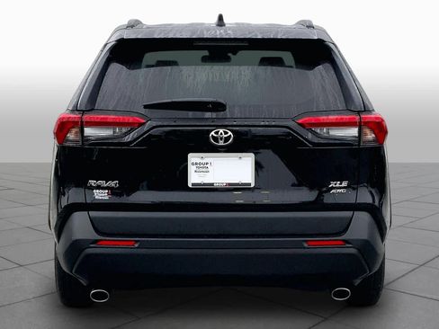 Used 2025 Toyota RAV4 XLE w/ Weather Package AWD/4WD image 5