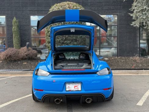 Used 2025 Porsche 718 Cayman GT4 RS w/ Weissach Package image 18
