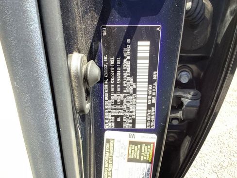 Used 2015 Toyota Venza LE AWD/4WD image 20