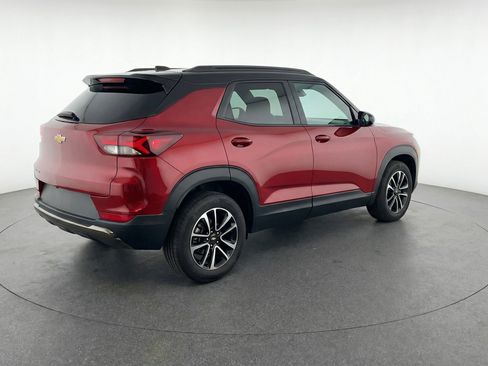 Used 2025 Chevrolet TrailBlazer LT image 9