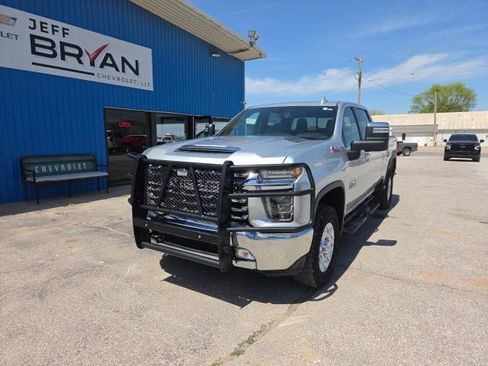 Used 2020 Chevrolet Silverado 2500 LTZ w/ LTZ Texas Edition AWD/4WD image 2