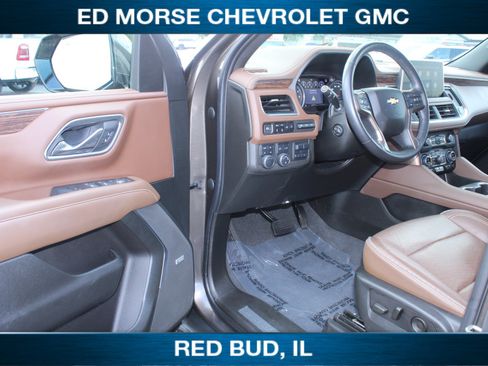 Used 2021 Chevrolet Tahoe High Country w/ Premium Package AWD/4WD image 6