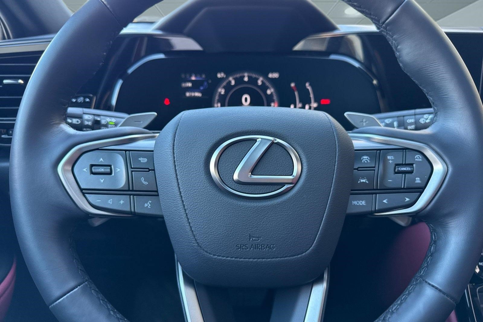 Used 2025 Lexus NX 250 AWD w/ Accessory Package (Z2) image 10